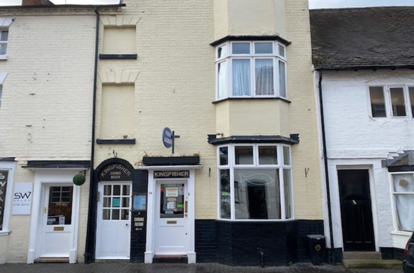 Traditional Fish and Chip Restaurant and Takeaway Located In Stratford Upon Avon