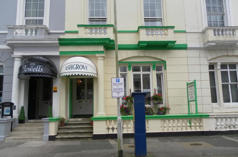 10 Bedroom Guest House In The Plymouth Hoe Area