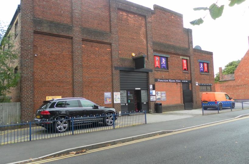 Leasehold Sports Bar/Entertainment Venue Located In Tamworth