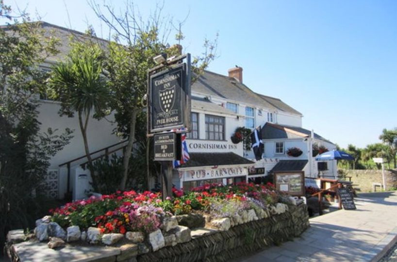 Leasehold Freehouse/Restaurant and Inn Located In Tintagel