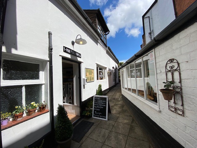 Established Leasehold Fish & Chip Restaurant & Takeaway Located In Ledbury