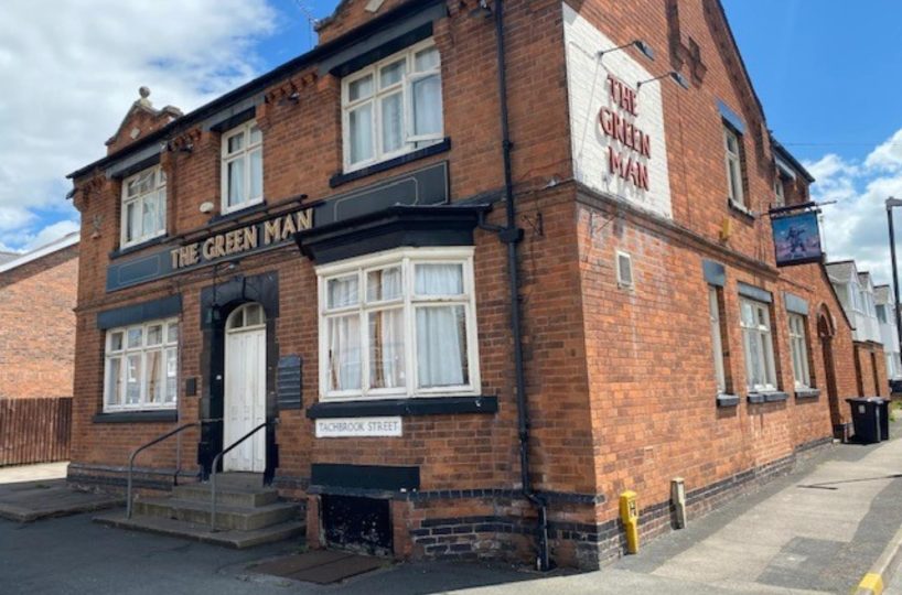 Leasehold Public House Located In Leamington Spa