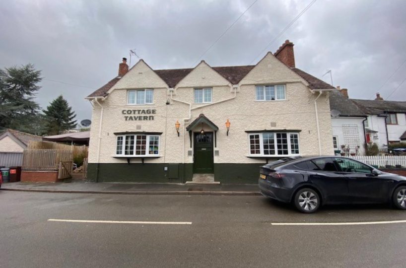 Leasehold Public House & Restaurant Located In Ashorne, Warwickshire