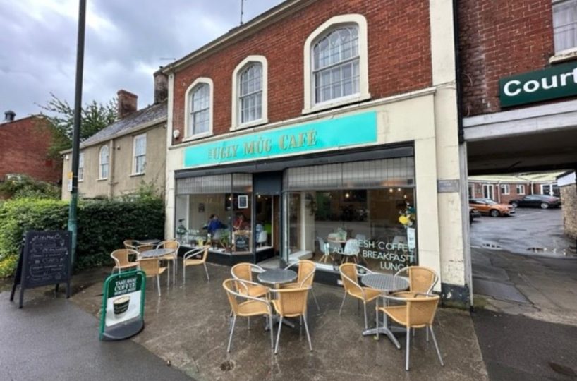 Leasehold Café Located In Dursley