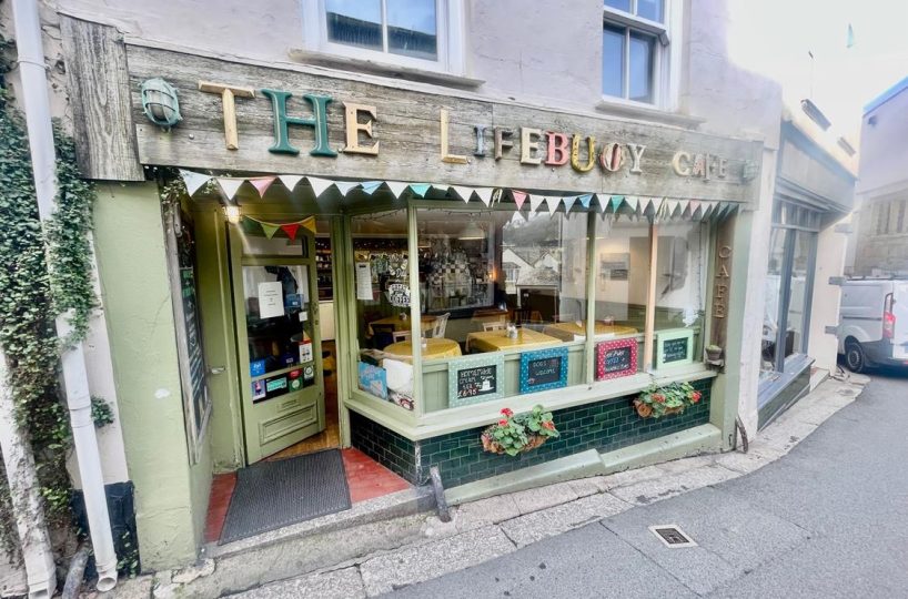 Leasehold Café Located In Fowey