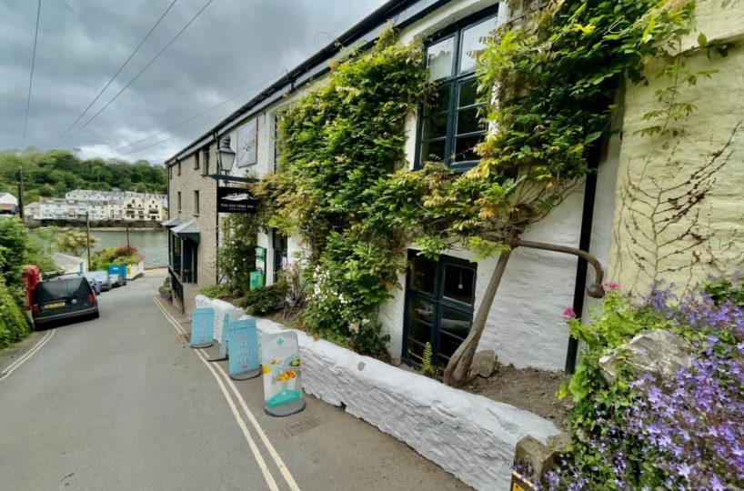 Freehold Cornish Inn Located In Bodinnick, Fowey